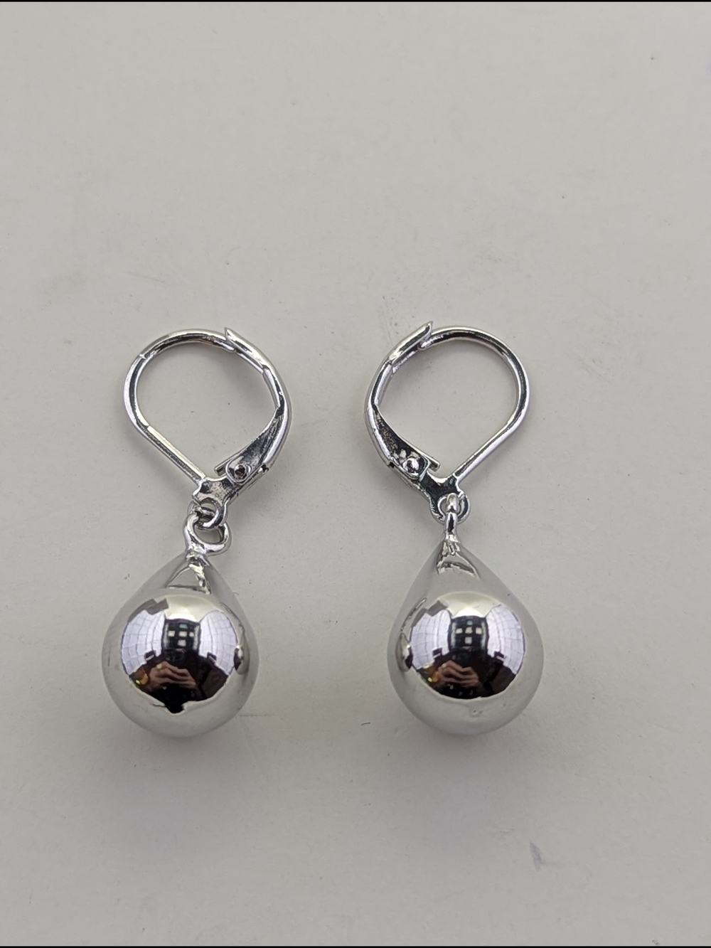 ✨ Sterling Silver Teardrop Dangle Earrings ✨